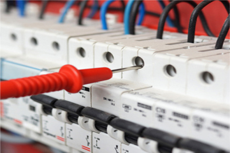 紅黃藍三根電線怎么接？